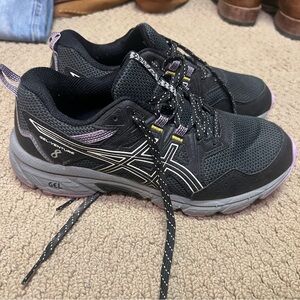 ASICS Women's Black and Purple Gel-Venture